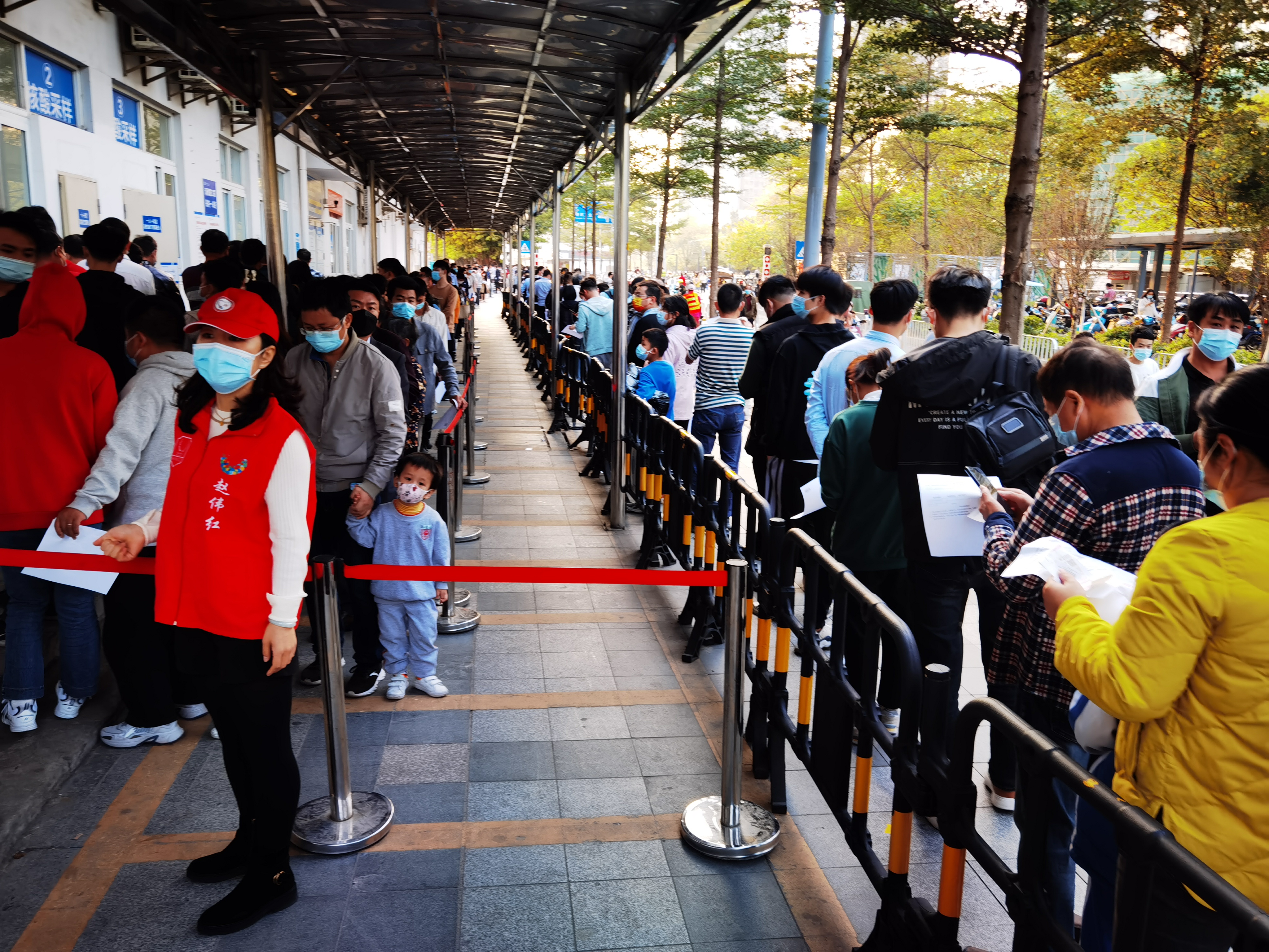 20-001-《红马甲一直在守护》