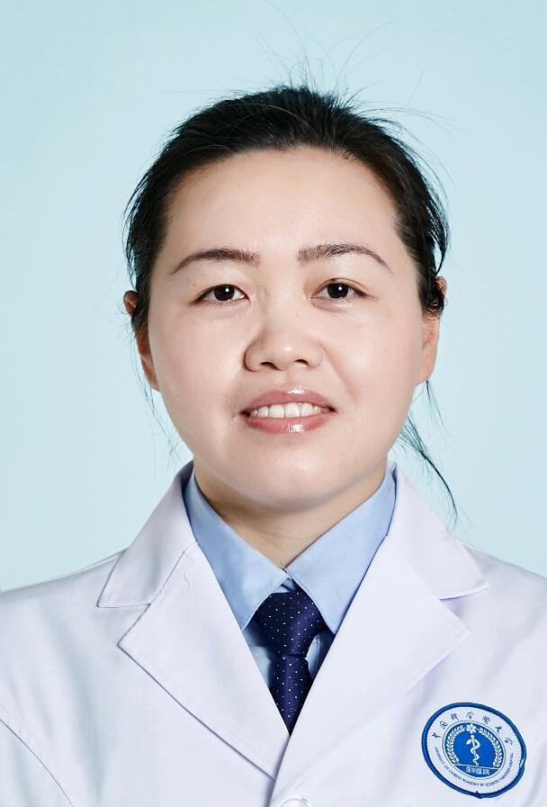 副主任医师 严红